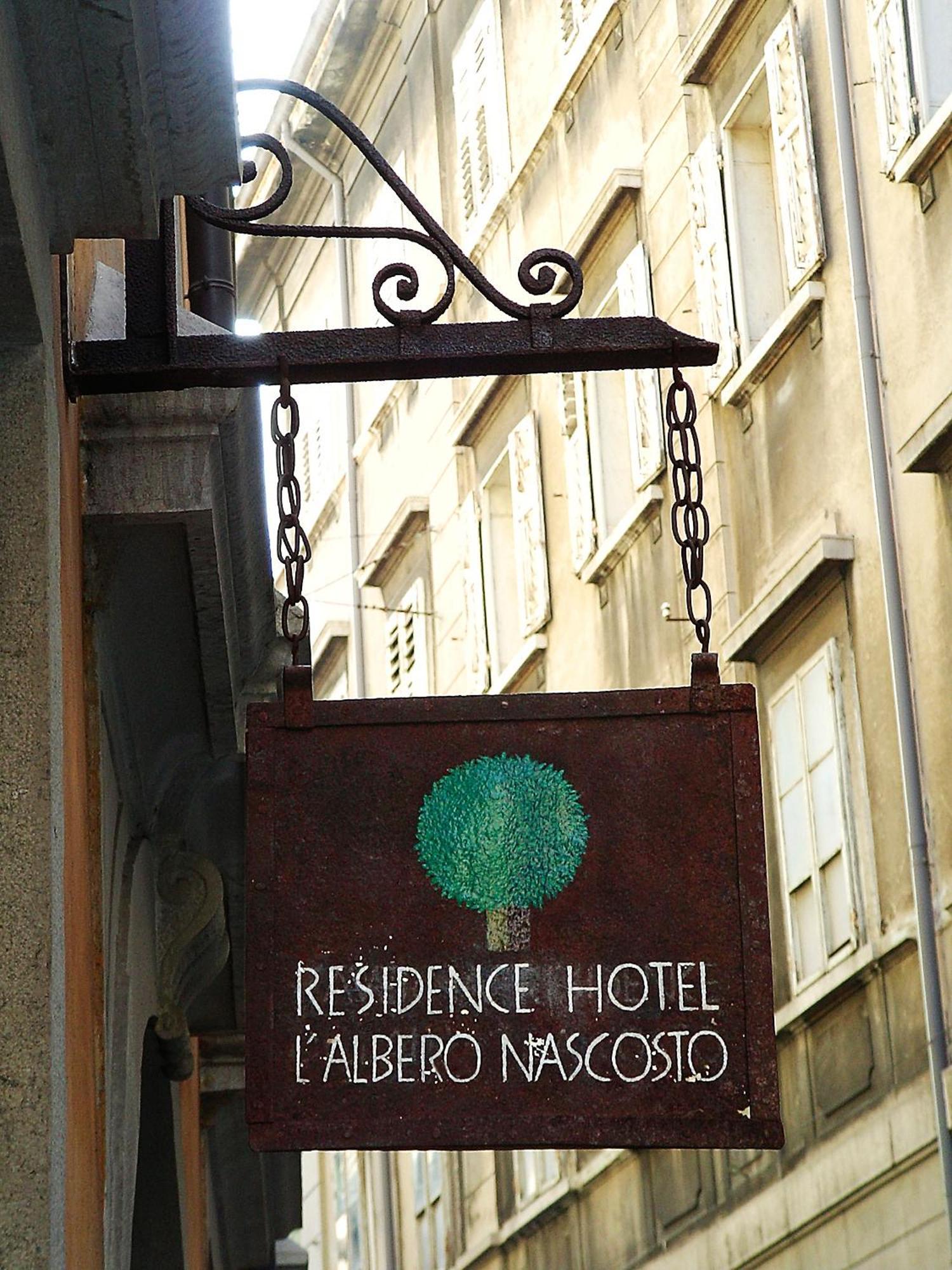 Boutique Hotel Albero Nascosto Триест Экстерьер фото